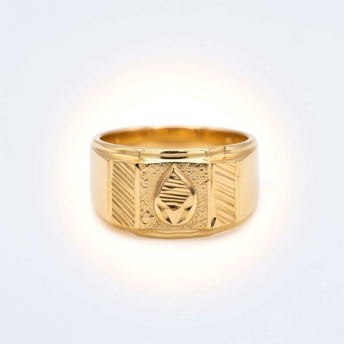 DIVYORO TEXTURED LEAF MOTIF GOLD RING
