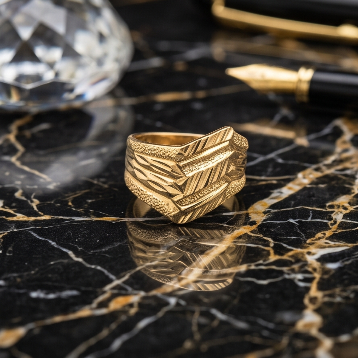 DIVYORO GEOMETRIC CHEVRON GOLD RING