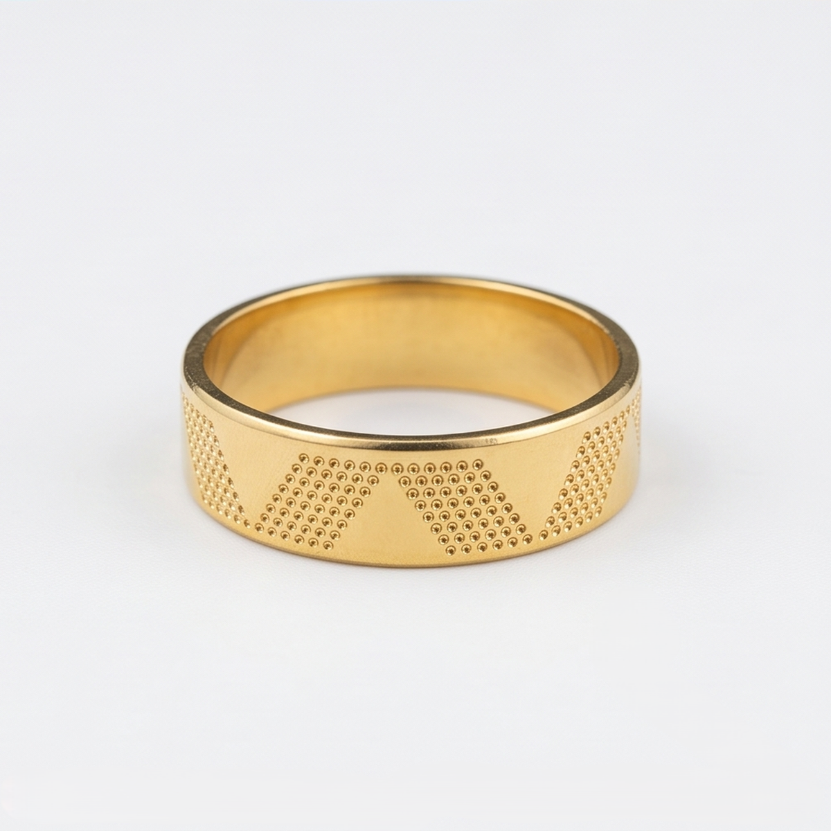 DIVYORO TEXTURED TRIANGULAR BAND