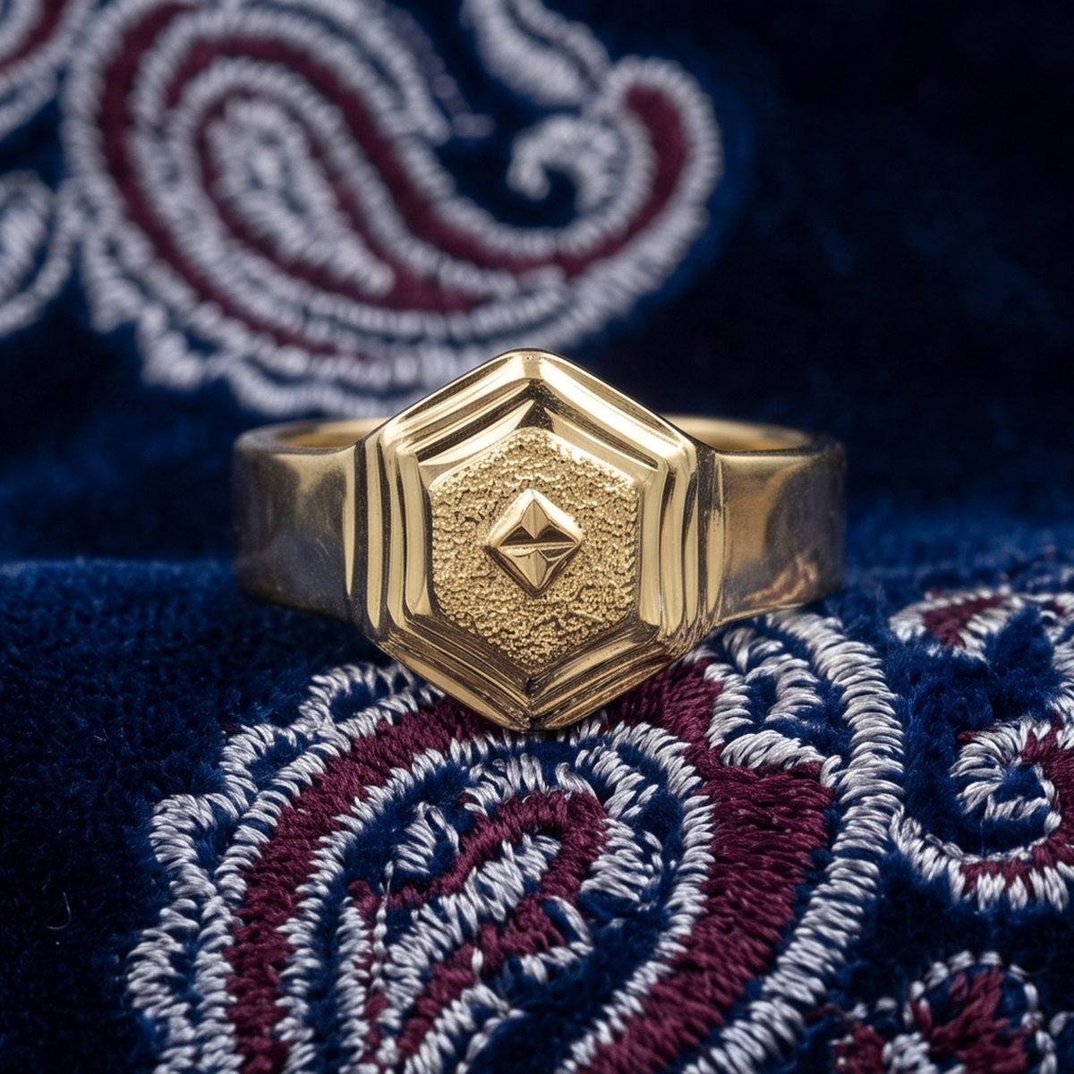 DIVYORO HEXAGONAL DIAMOND RING
