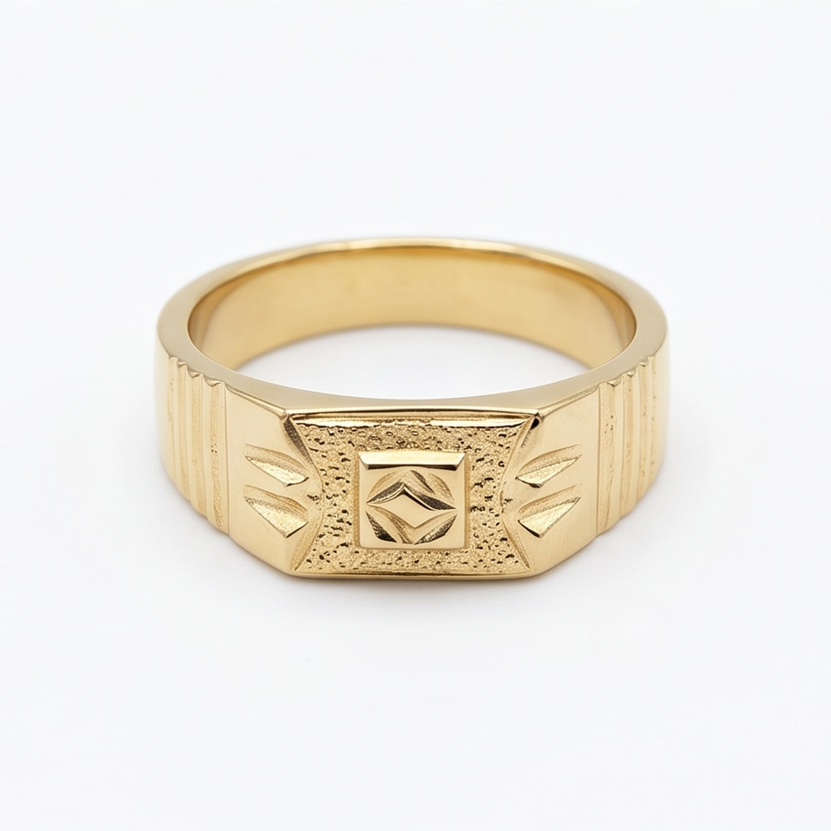 DIVYORO TEXTURED SQUARE RING