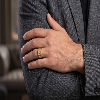 DIVYORO NATURE-INSPIRED LEAF GOLD RING