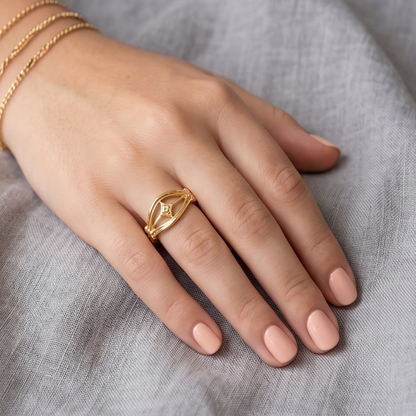 DIVYORO FEMALE FILIGREE CUTOUT RING