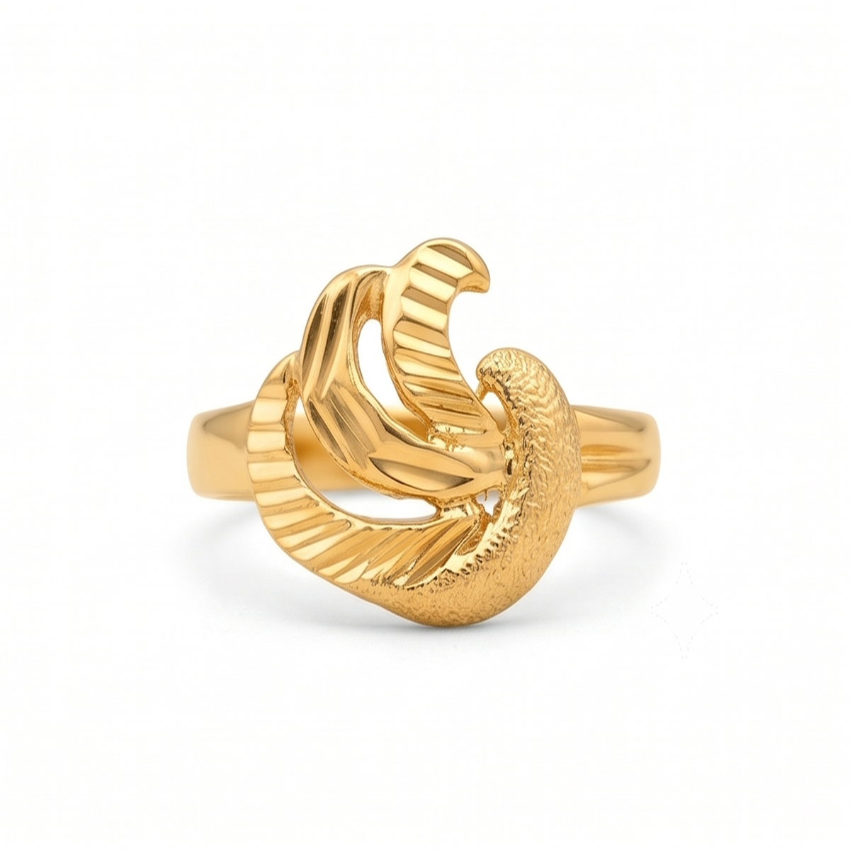 DIVYORO CONTEMPORARY WAVE-MOTIF GOLD RING
