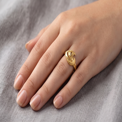 DIVYORO CONTEMPORARY WAVE-MOTIF GOLD RING