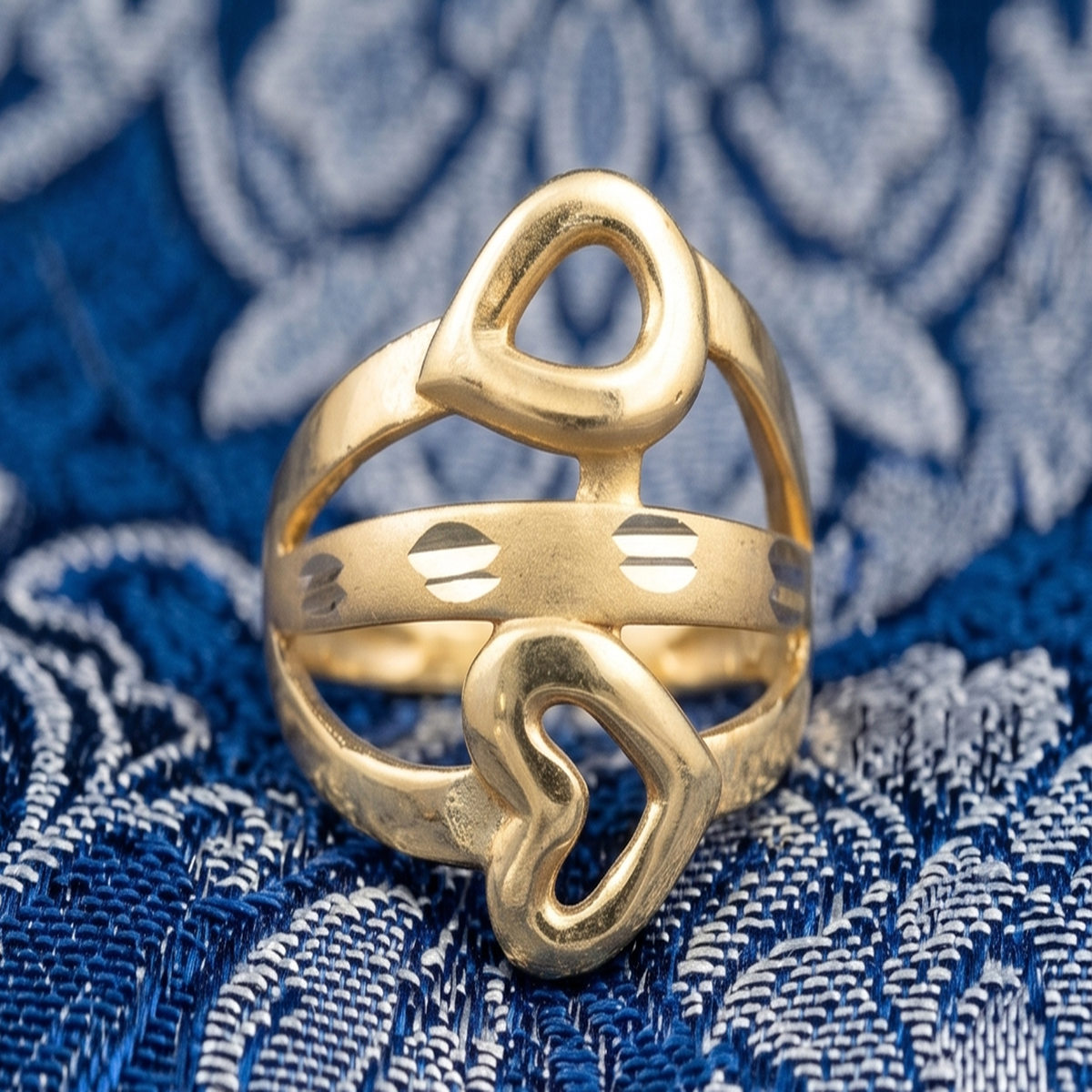 DIVYORO FEMALE HEART SHAPE RING