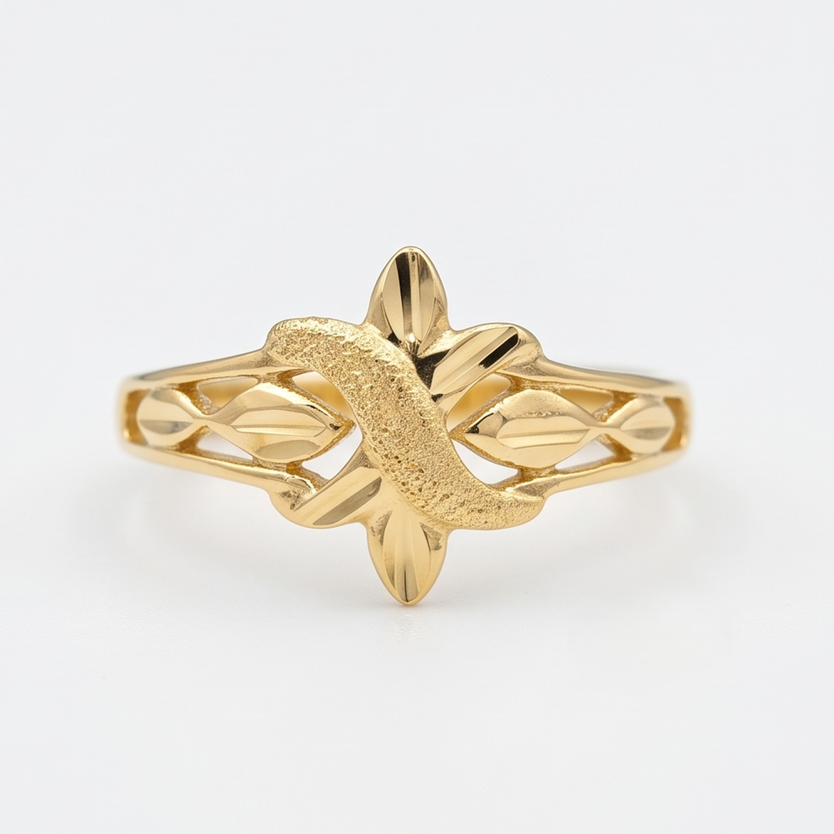 DIVYORO TEXTURED ABSTRACT GOLD RING