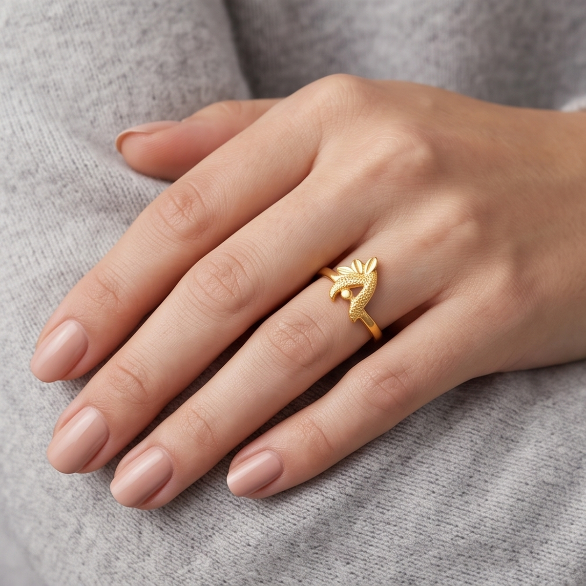 DIVYORO TEXTURED FLORAL GOLD RING