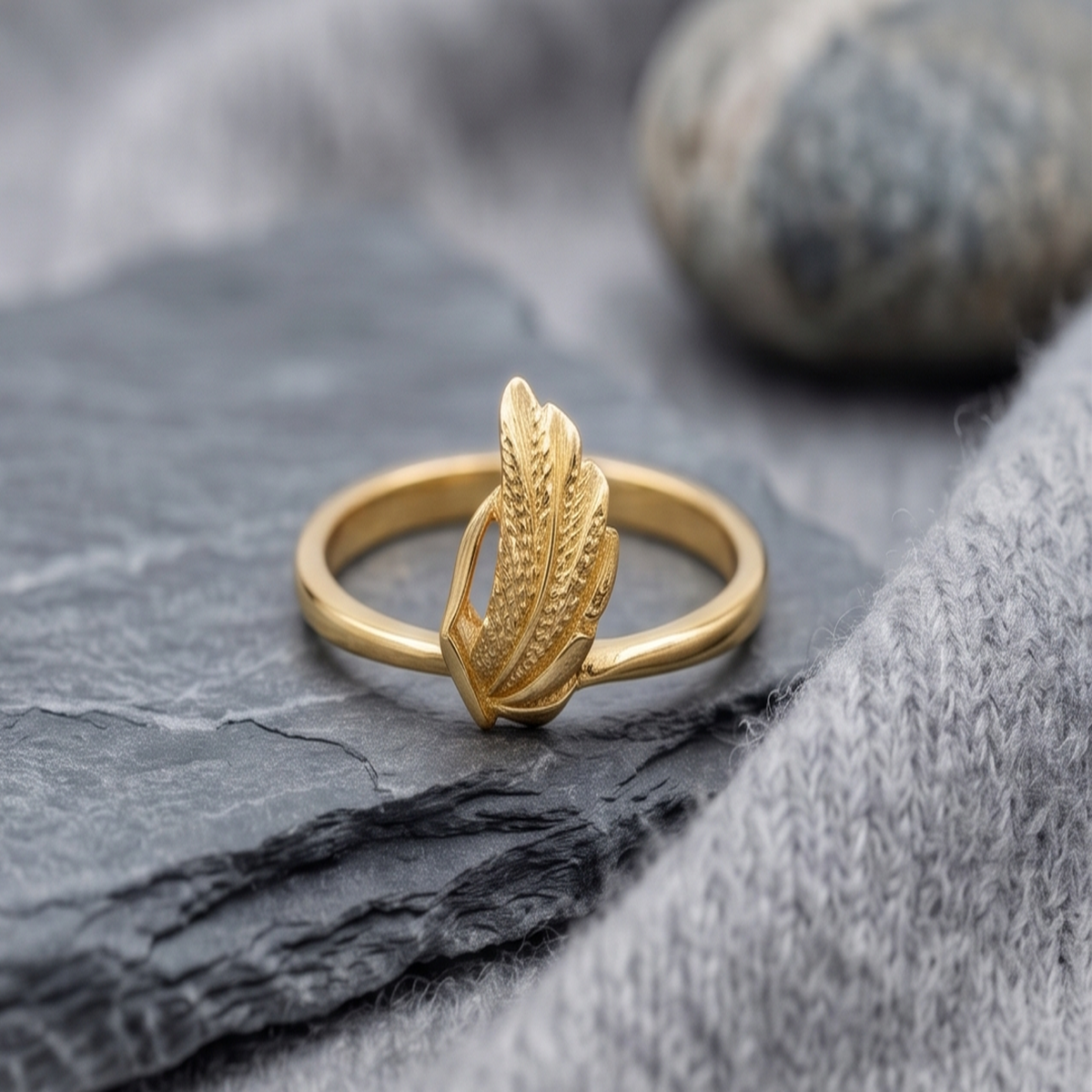 DIVYORO HEART CUTOUT GOLD RING