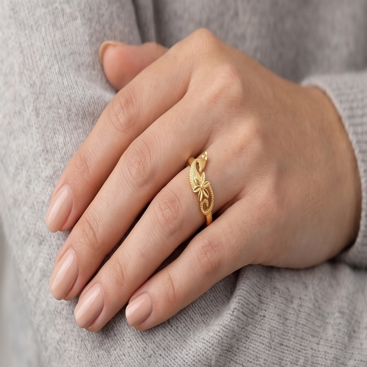 DIVYORO FEATHER MOTIF GOLD RING