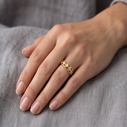 DIVYORO FEMALE GEOMETRIC LATTICE RING
