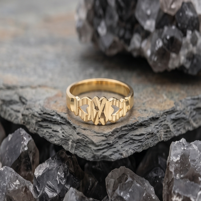 DIVYORO PATTERNED OVAL GOLD RING