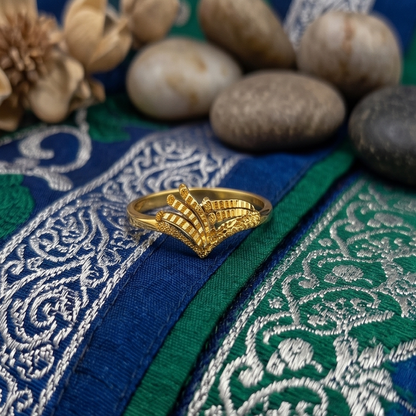 DIVYORO FILIGREE PATTERN GOLD RING