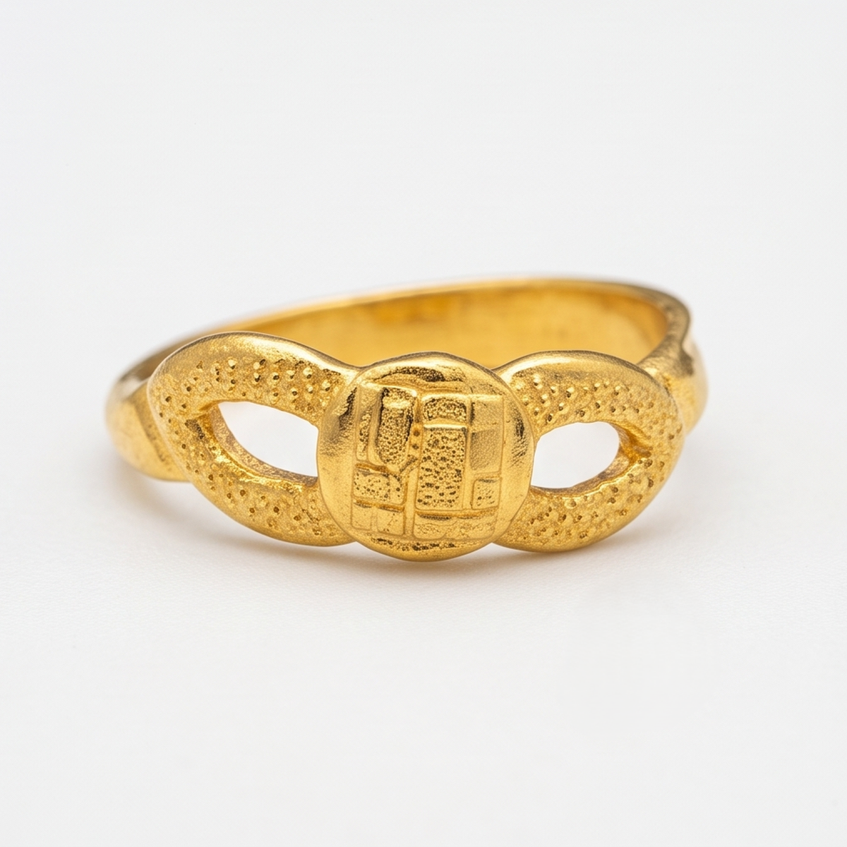 DIVYORO GEOMETRIC CUTOUT GOLD RING