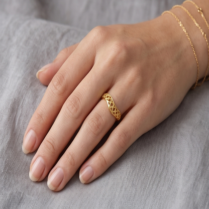 DIVYORO FEMALE LATTICE WAVE RING