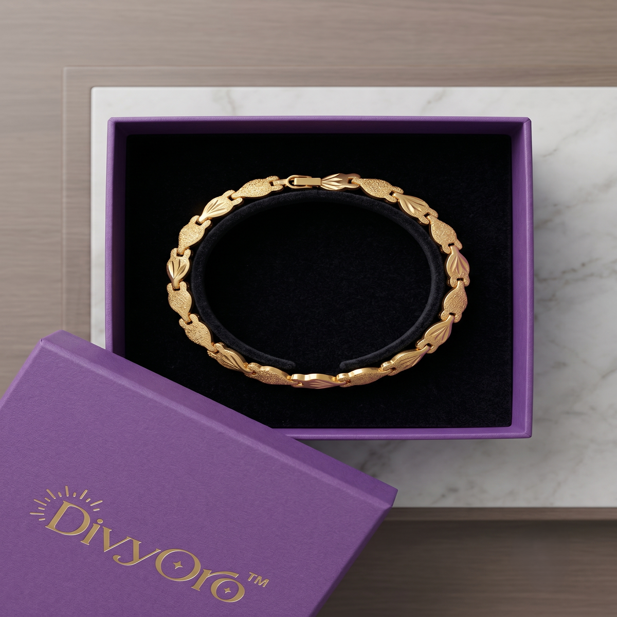 DIVYORO MEERA FEMALE BRACELET