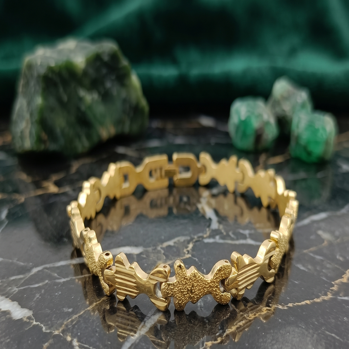 DIVYORO SIYA FEMALE BRACELET