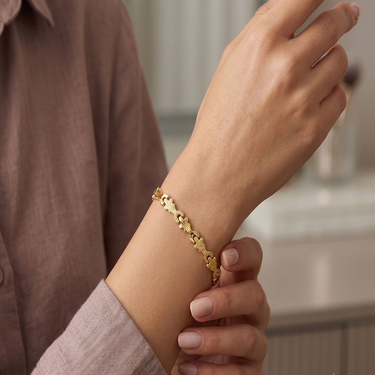 DIVYORO SIYA FEMALE BRACELET