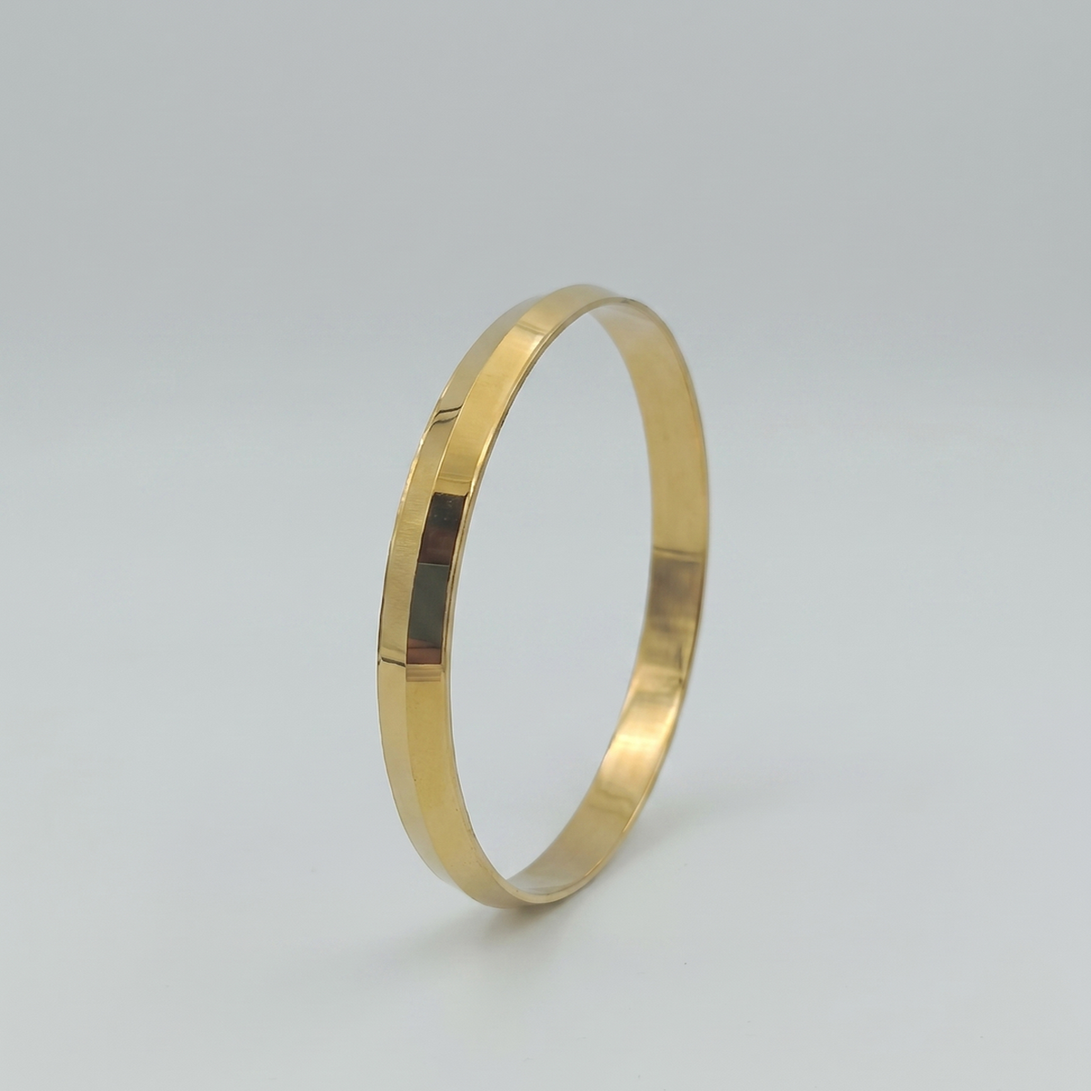 DIVYORO SLEEK BEVELED FACET PLAIN KADA