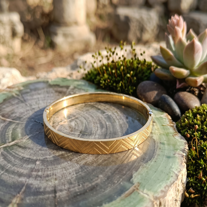 DIVYORO SOPHISTICATED GOLD KADA WITH SUBTLE CHEVRON TEXTURING