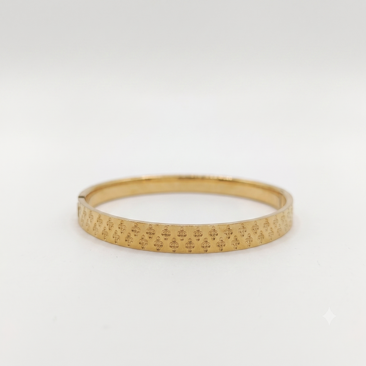 DIVYORO ELEGANT GOLD KADA FEATURING INTRICATE FLORAL ETCHED PATTERN