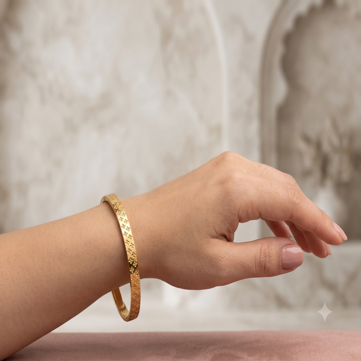 DIVYORO ELEGANT GOLD KADA FEATURING INTRICATE FLORAL ETCHED PATTERN