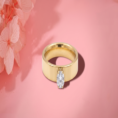 DIVYORO SOLITAIRE GOLD BAND RING