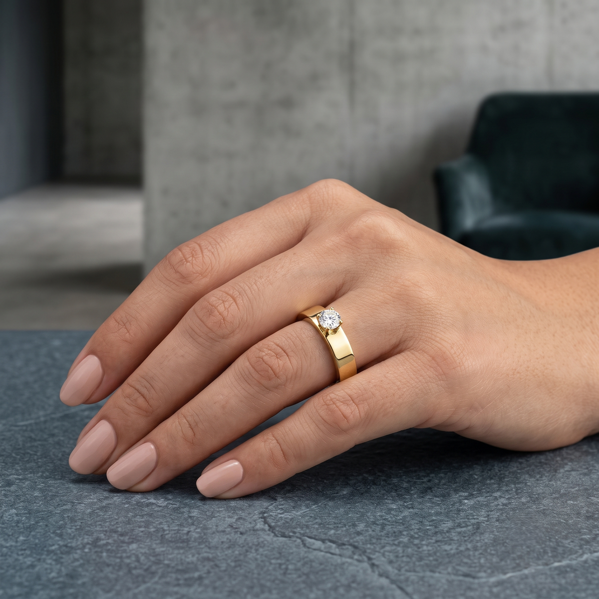 DIVYORO SOLITAIRE GOLD BAND RING