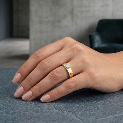 DIVYORO SOLITAIRE GOLD BAND RING