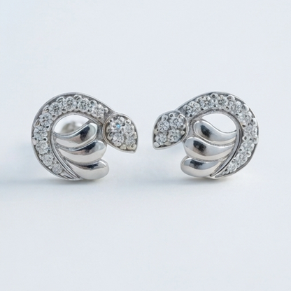DIVYORO ELEGANCE CURVE EARRING