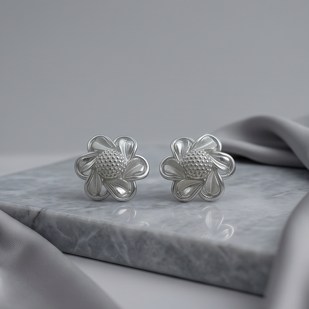 DIVYORO FLORAL PETAL ESSENCE EARRING
