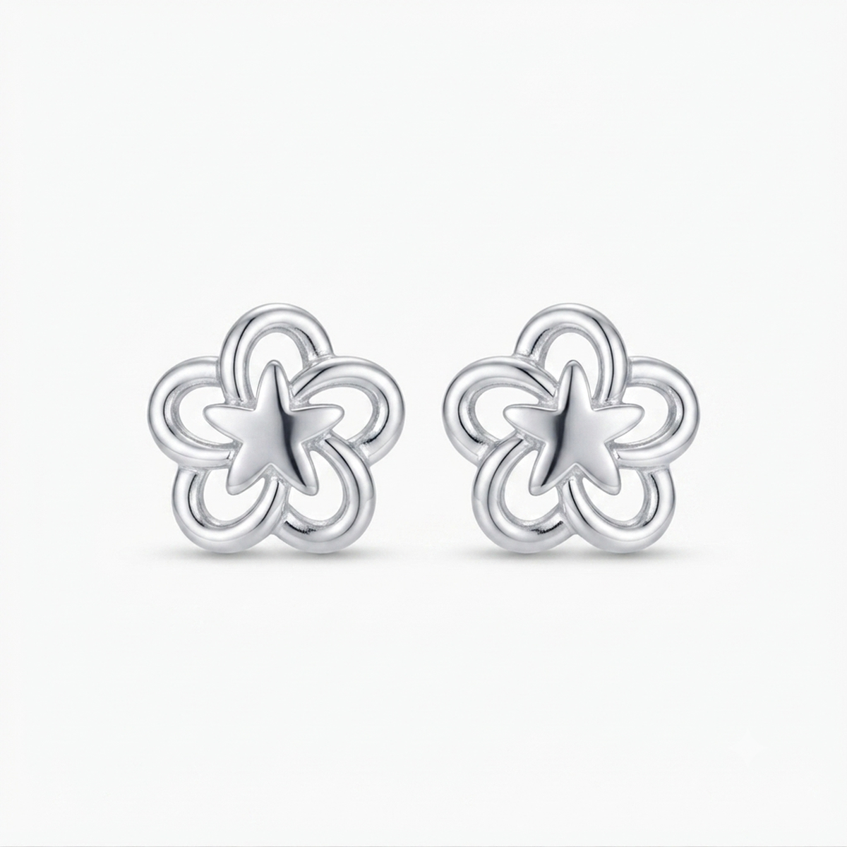 DIVYORO SILVER STAR FLOWER EARRING