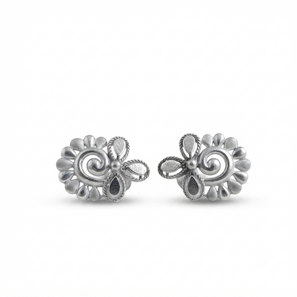 DIVYORO BAROQUE FLORAL CHARM EARRING