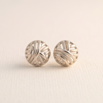 DIVYORO THREADED SILVER BALL EARRING