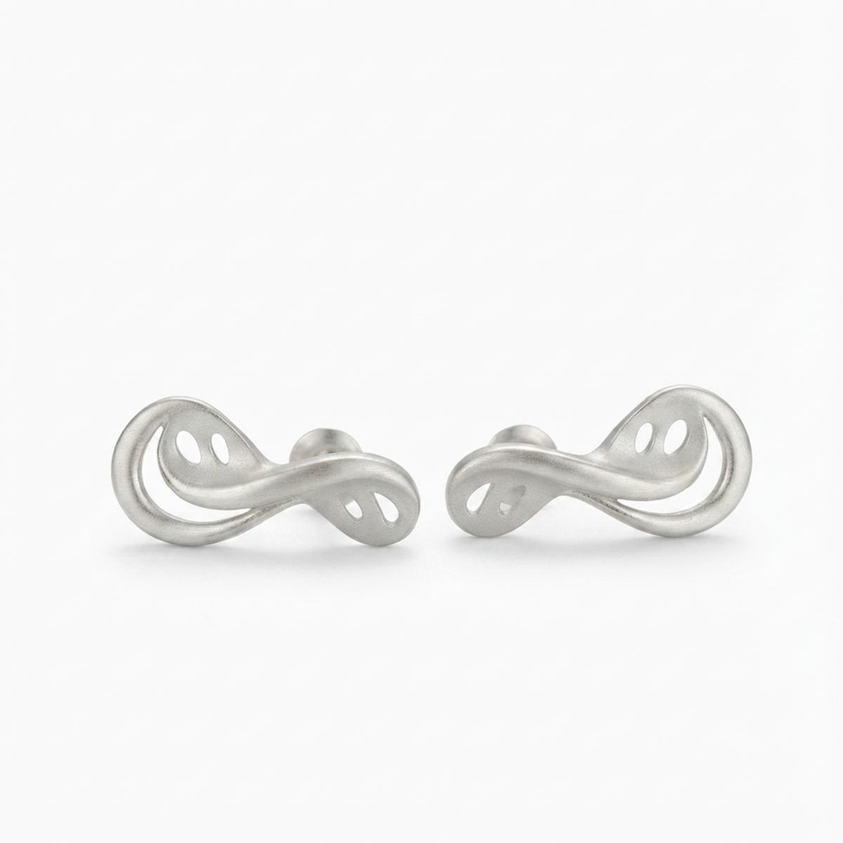 DIVYORO MODERN LOOP STUDS EARRING