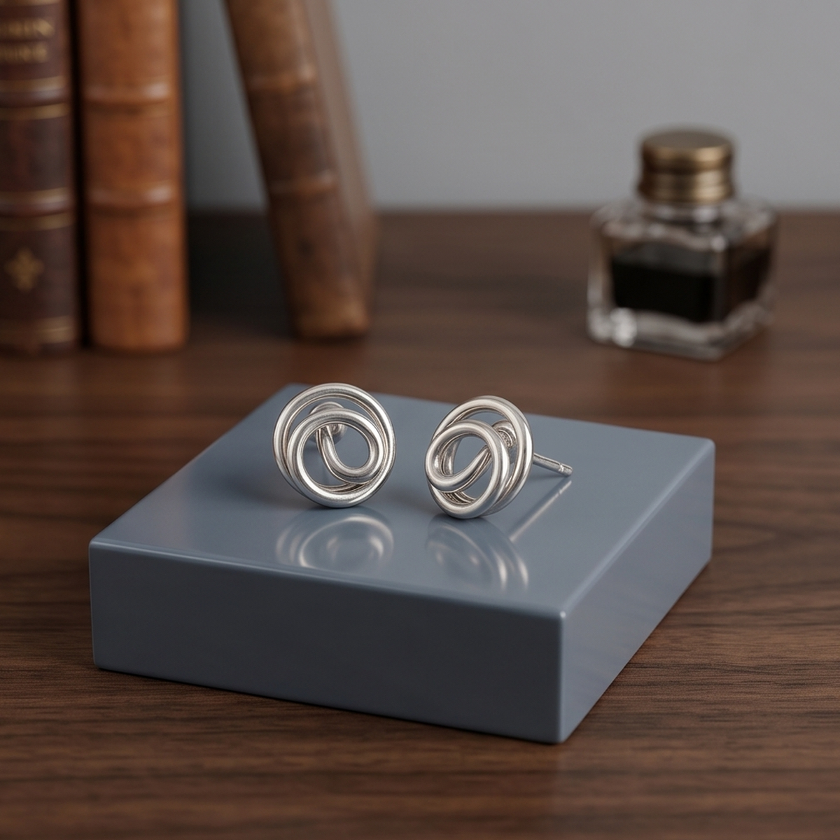 DIVYORO COILED SILVER EARRING