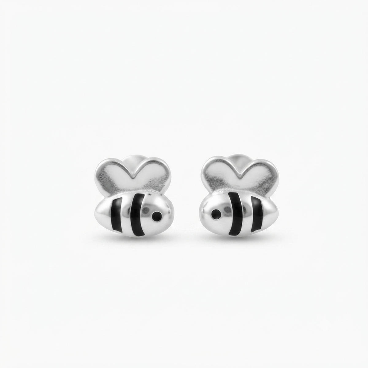DIVYORO LITTLE HONEYBEE SILVER EARRING