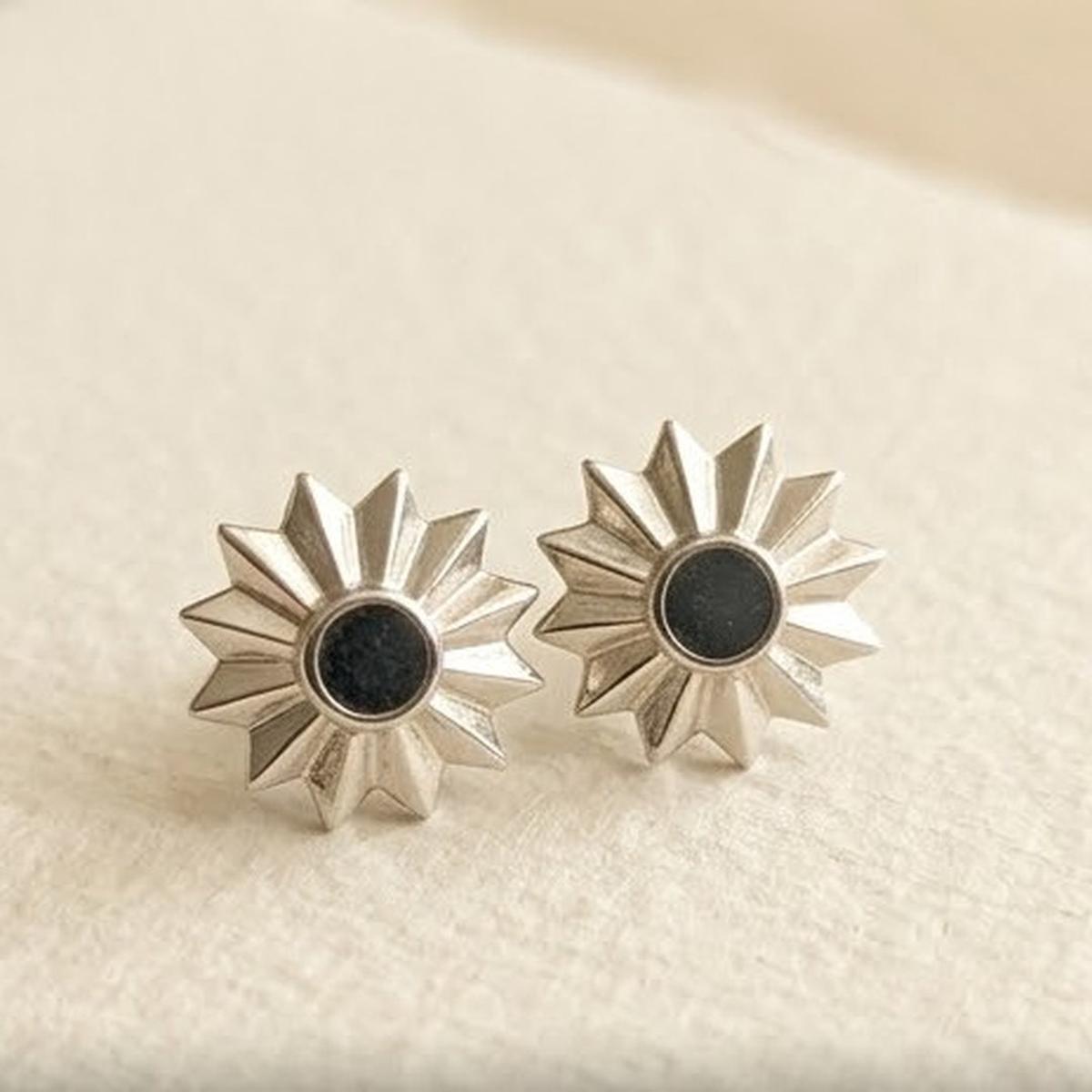 DIVYORO MORNING STAR SILVER STUDS EARRING