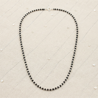 DIVYORO PETITE BLACK BEAD CHAIN