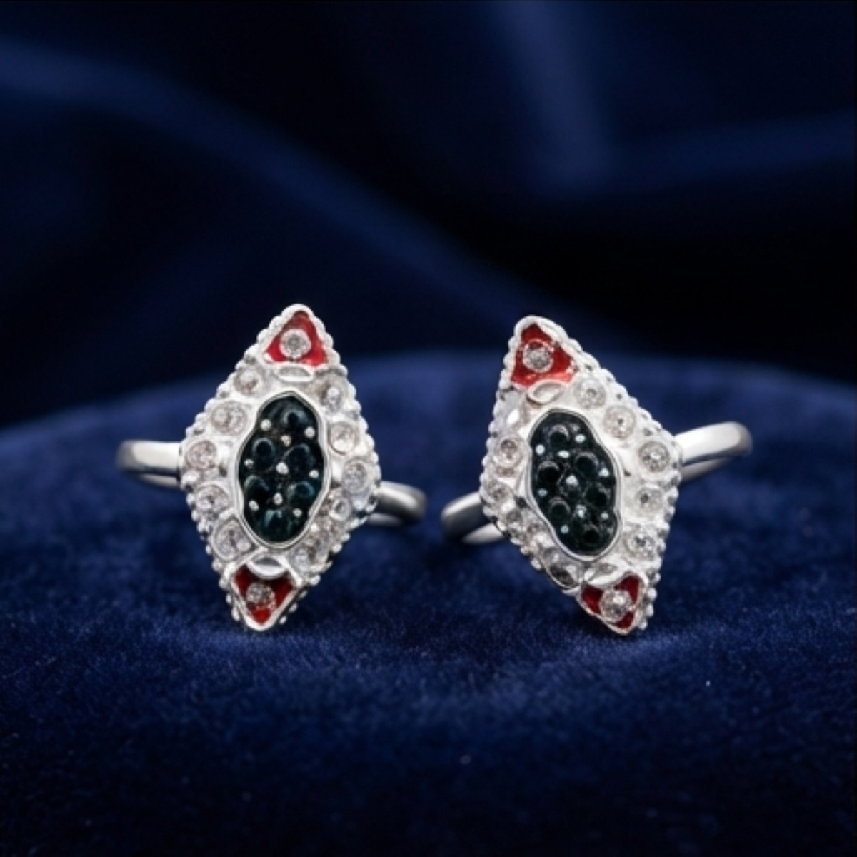 DIVYORO ENCHANTED STONE TOE RING