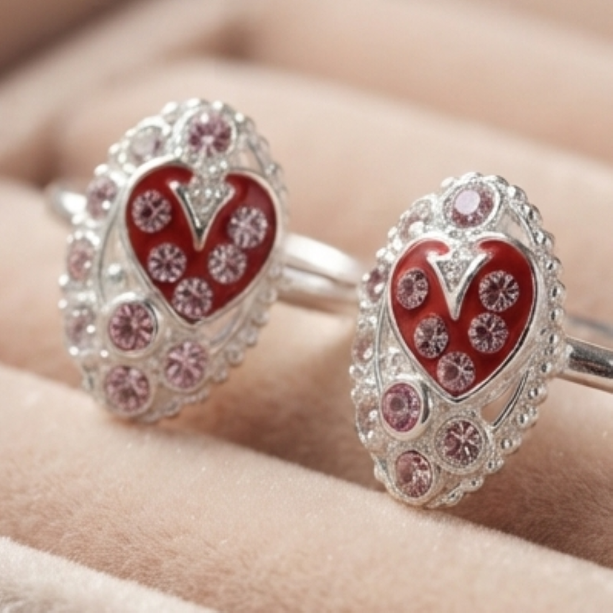 DIVYORO RED HEART-ENAMEL TOE RING