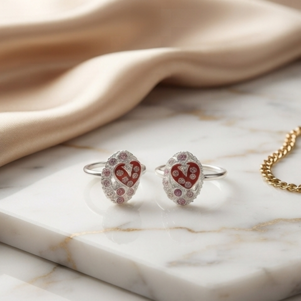 DIVYORO RED HEART-ENAMEL TOE RING