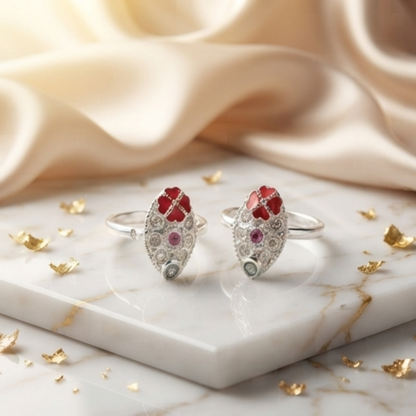 DIVYORO EMBELLISHED TOE RING