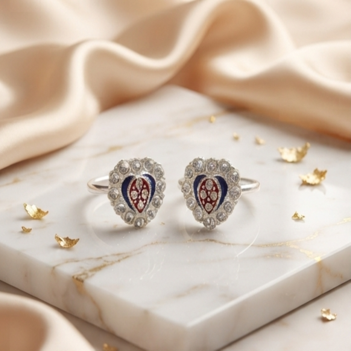 DIVYORO SILVER HEART BLOSSOM TOE RING