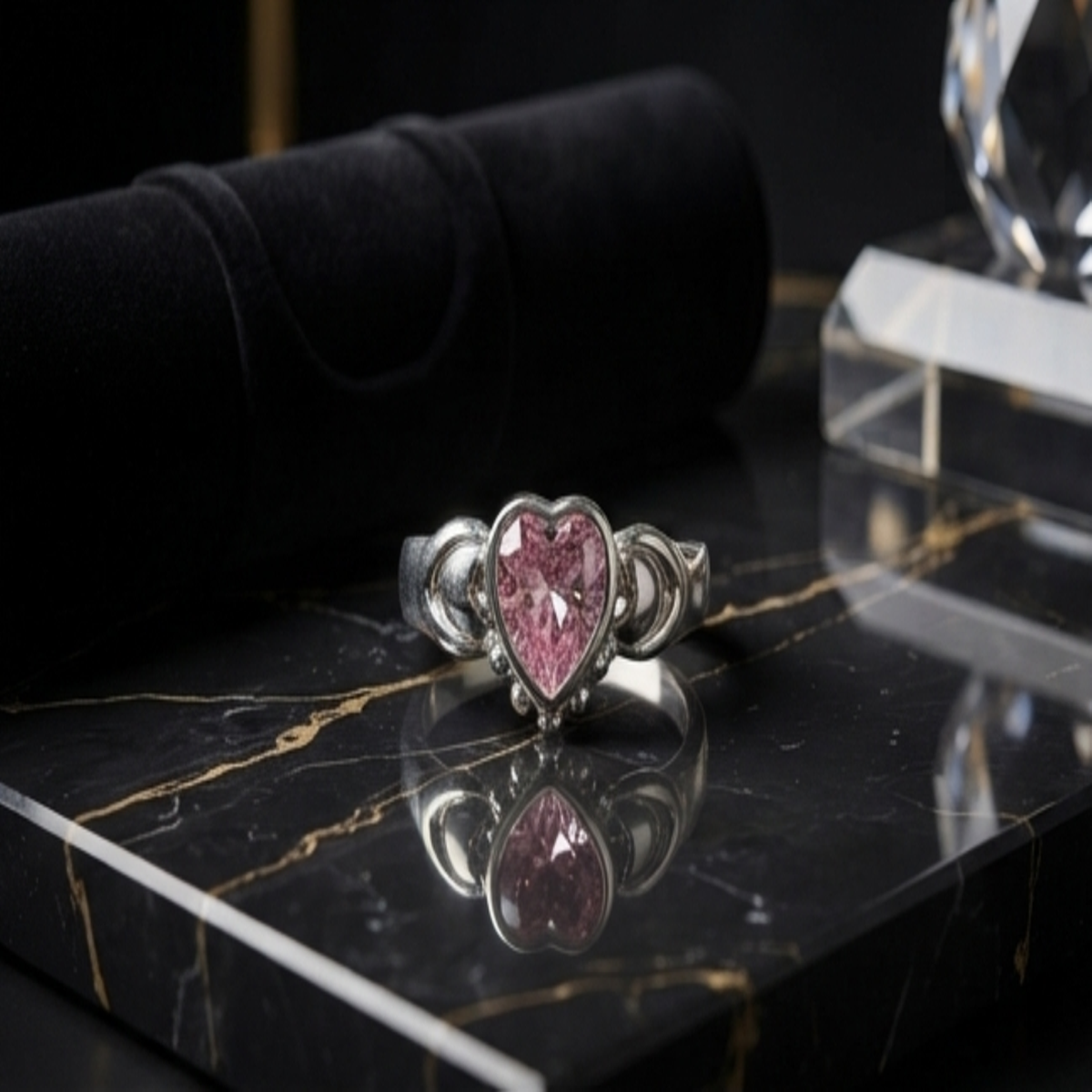 DIVYORO CRIMSON BLOOM RING