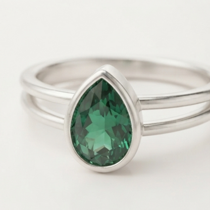 DIVYORO EMERALD SPLIT