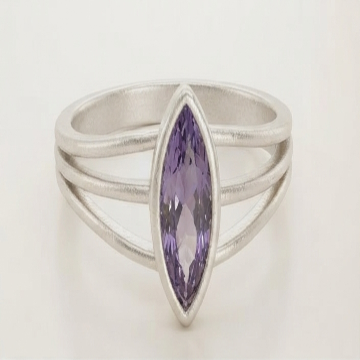 DIVYORO TRIPLE BAND RING