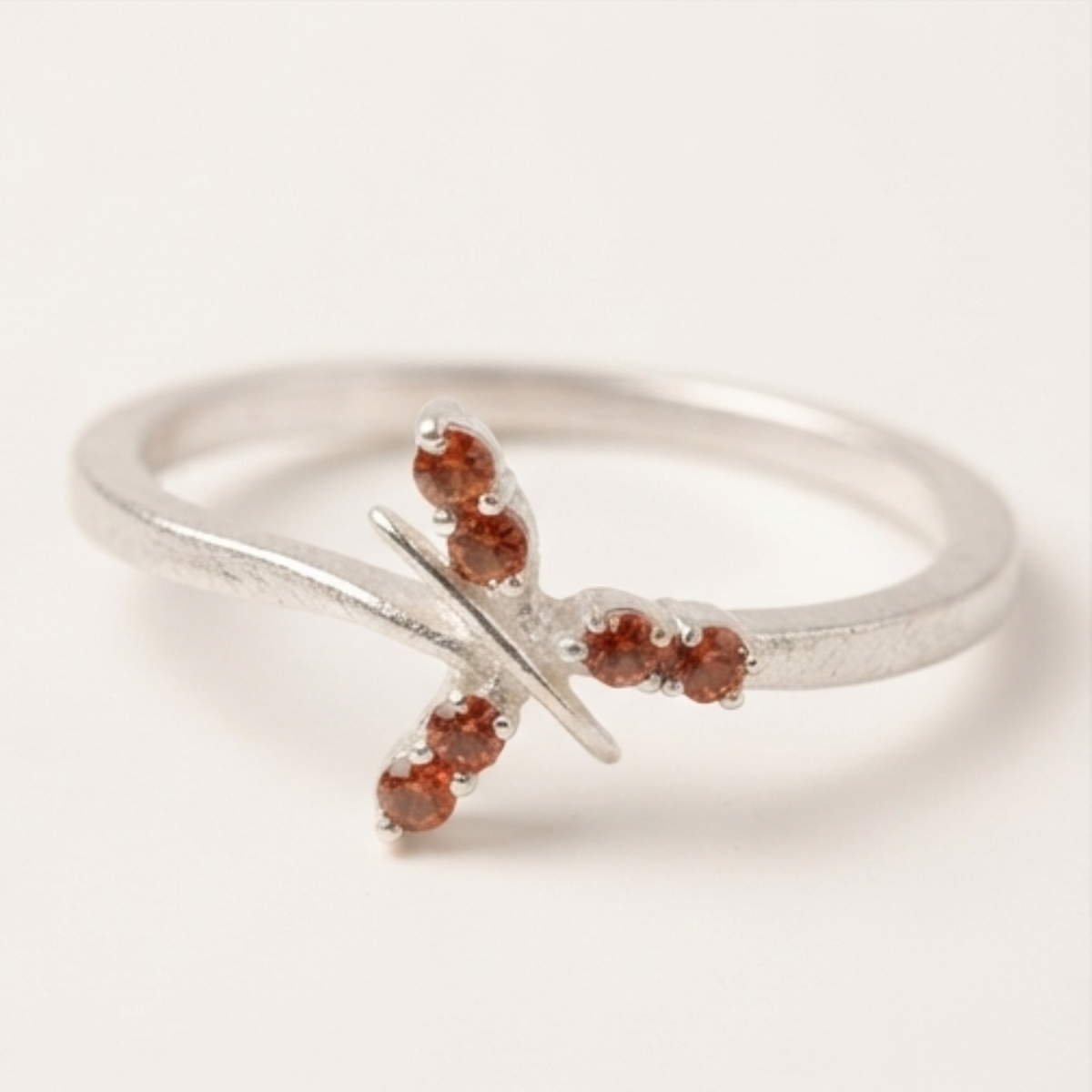 DIVYORO DRAGONFLY RING