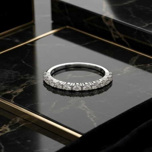 DIVYORO AURA ETERNITY RING