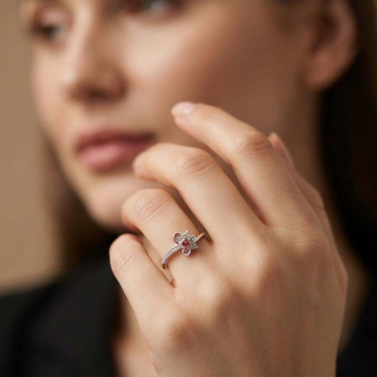 DIVYORO SERENADE FLORAL RING